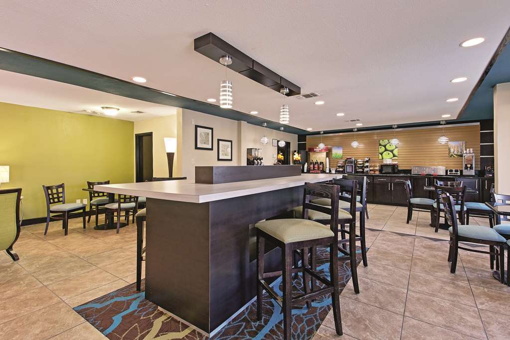 Comfort Inn Dallas Park Central Létesítmények fotó