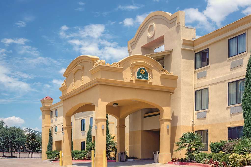 Comfort Inn Dallas Park Central Kültér fotó