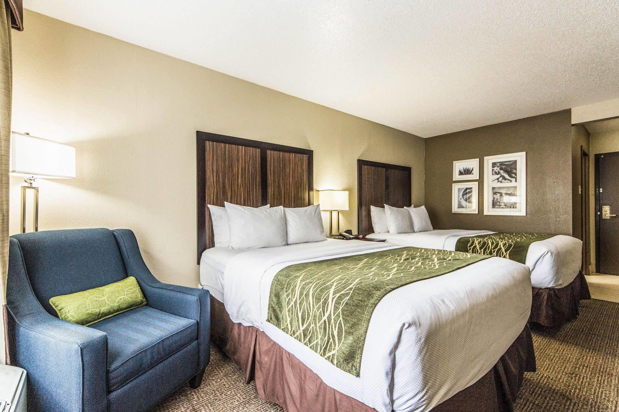 Comfort Inn Dallas Park Central Kültér fotó